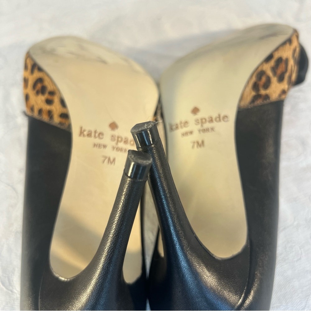 Kate Spade Heels Black Leather & Animal Print Calf Hair Black Bow Slip On EUC 7M - Picture 8 of 8